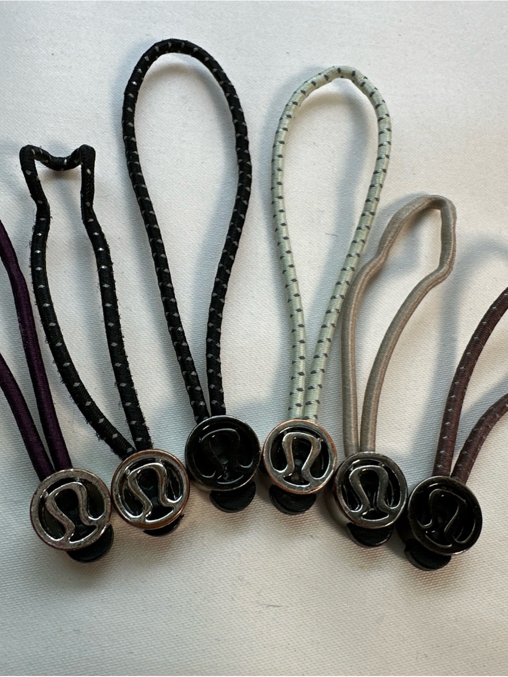 Set of 6 - Lululemon Replacement Zipper Pulls Hair Ties Define Scuba (E)